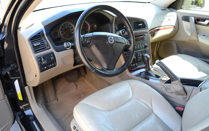 Volvo S60 cena 21000 przebieg: 188000, rok produkcji 2007 z Warszawa małe 191